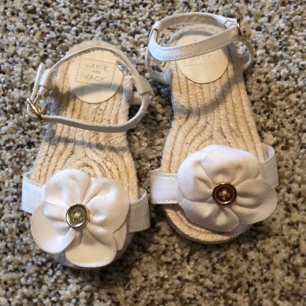 Janie & Jack white flower sandals